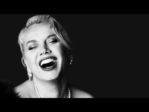 Sezen Aksu - Tükeneceğiz Karaoke Gitar